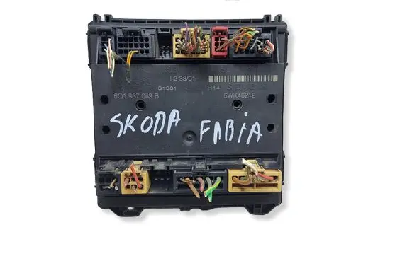 Skoda Fabia Mk1 (6Y) Comfort/convenience module 6Q1937049BKASACJ 6Q1937049B