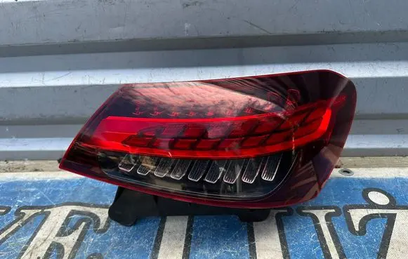 Rear/tail lights