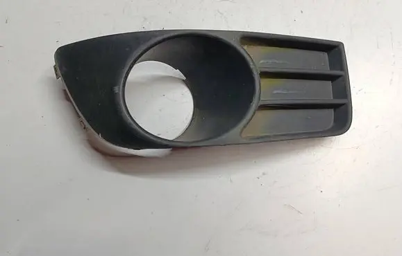 Suzuki SX4 Front fog light trim/grill 71751-79J0