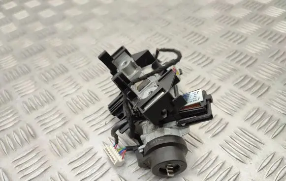 Audi Q2 - Ignition lock 5Q0905865 1K0905851
