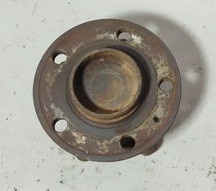 Volvo V70 Rear wheel bearing hub 