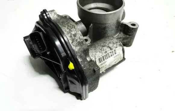 Volvo V70 Throttle valve 4M5GED B8N25 0344137