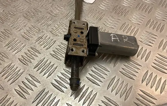 Mercedes-Benz GLE AMG (W166 - C292) Seat adjustment motor 960562105