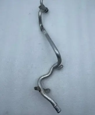 Porsche Cayenne (92A) Engine coolant pipe/hose 94610602250