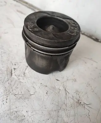 Mercedes-Benz ML W166 Piston 642850