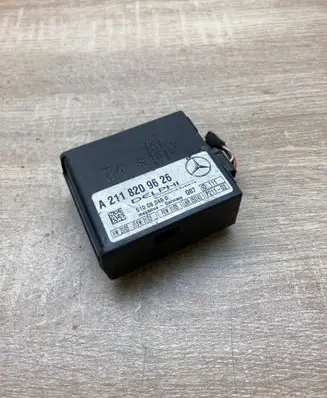 Mercedes-Benz E W211 Alarm control unit/module A2118209626