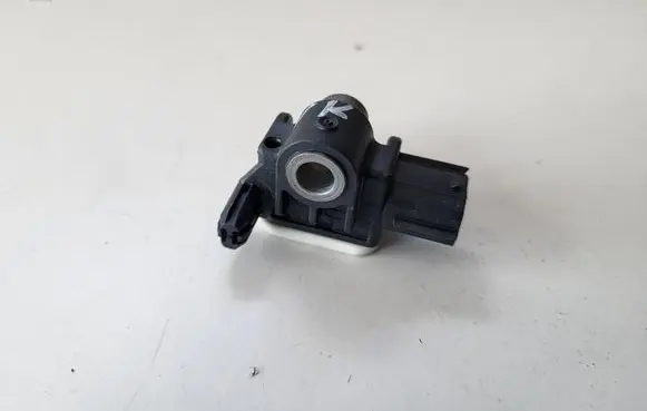 Mitsubishi ASX Airbag deployment crash/impact sensor 8651A117