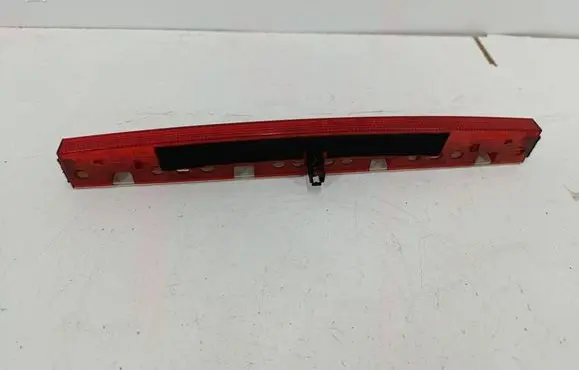 Audi A4 S4 B6 8E 8H Third/center stoplight 28427002