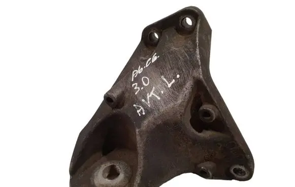 Audi A6 S6 C6 4F Engine mounting bracket 4F0399113B