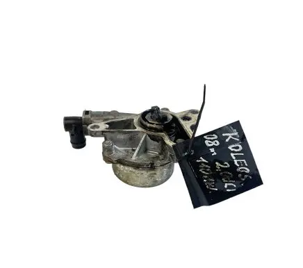 Renault Koleos I Vacuum pump 8200845984