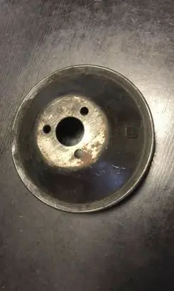 Mercedes-Benz E W124 Power steering pump pulley 2014600479