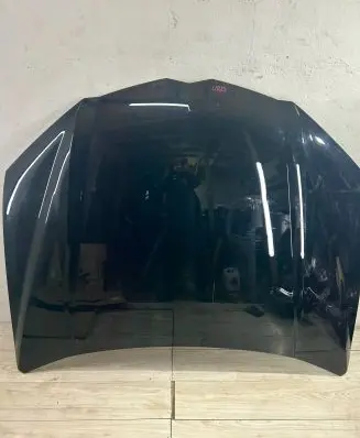 Lamborghini Urus Engine bonnet/hood