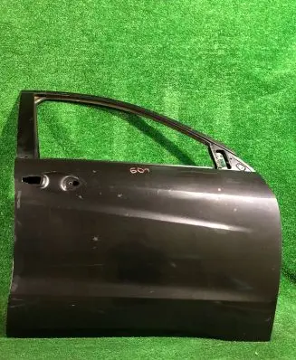 Honda HR-V Front door