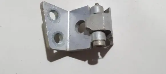 Citroen Xsara Rear door lower hinge