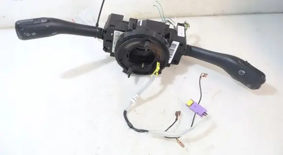 Skoda Fabia Mk1 (6Y) Light switch