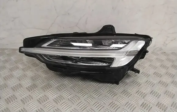 Volvo V60 Headlight/headlamp 32314148