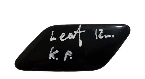 Nissan Leaf I (ZE0) Headlight washer spray nozzle cap/cover 23372