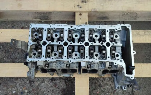 BMW 1 F20 F21 Engine head 7810465