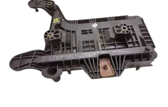 Skoda Octavia Mk2 (1Z) Battery box tray 1K0915333C