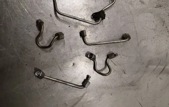KIA Ceed Fuel injector supply line/pipe 