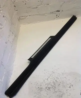 Mercedes-Benz R W251 Front sill trim cover A2516800135