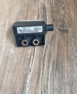 Mercedes-Benz ML W163 ESP acceleration yaw rate sensor A1635420818