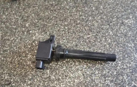 Suzuki Grand Vitara I High voltage ignition coil 3340065J0