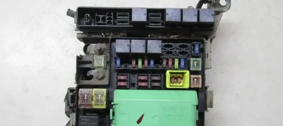 Mitsubishi Outlander Fuse box set MR515500