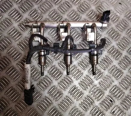 Fuel injectors set