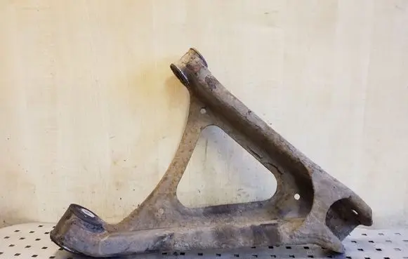 Rear upper control arm/wishbone