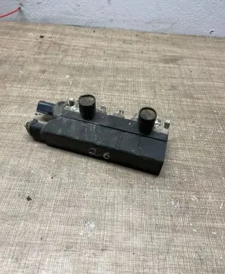 Mercedes-Benz S W220 Air suspension valve block A2203200258