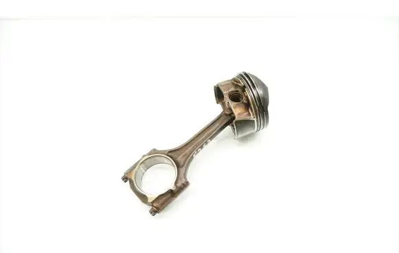 Volkswagen Golf V Piston with connecting rod 