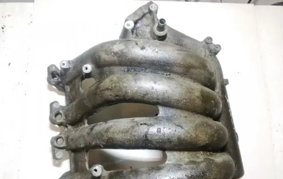 Audi A4 S4 B5 8D Intake manifold 050133223 33629