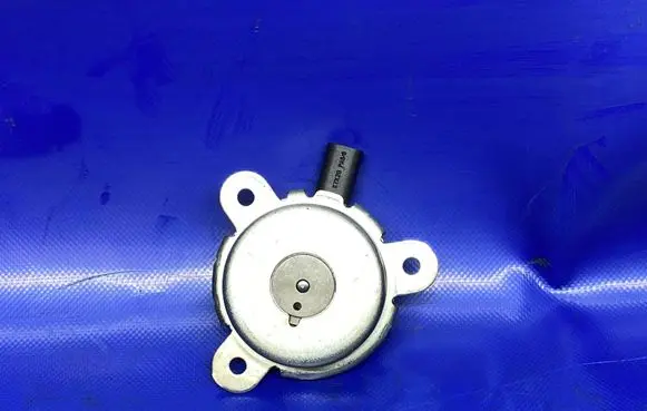 Ford Focus Camshaft vanos timing valve CM5G6M280FA