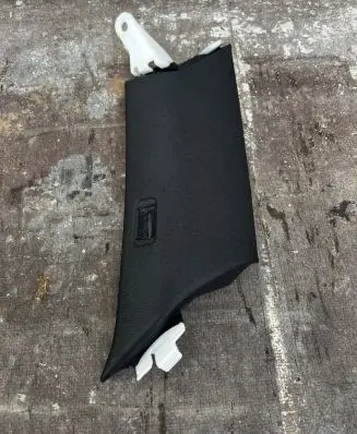 BMW X6 E71 (C) pillar trim 51436979849 6979849