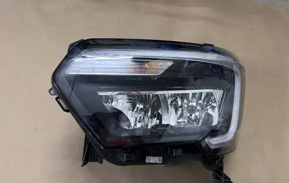 Renault Master III Headlight/headlamp 260607867R