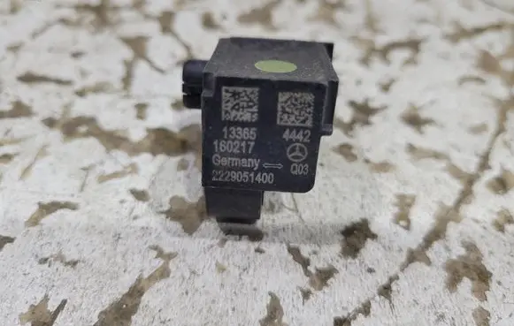 Mercedes-Benz C W205 Airbag deployment crash/impact sensor A2229051400