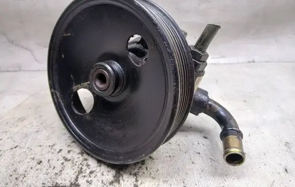 Volvo S40, V40 Power steering pump 9125202