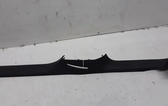 Volkswagen PASSAT B6 Front sill trim cover 3C0853370