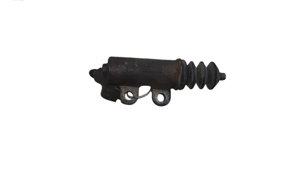 Clutch slave cylinder