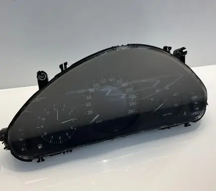Mercedes-Benz E W211 Speedometer (instrument cluster) A2115402348 110080292 006664