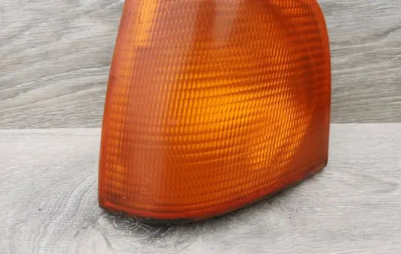 Audi 100 200 5000 C3 Front indicator light 443959047