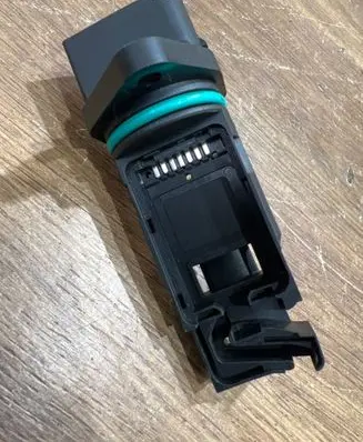 BMW 1 E81 E87 Mass air flow meter