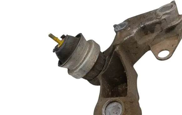 Audi A6 S6 C6 4F Engine mount bracket