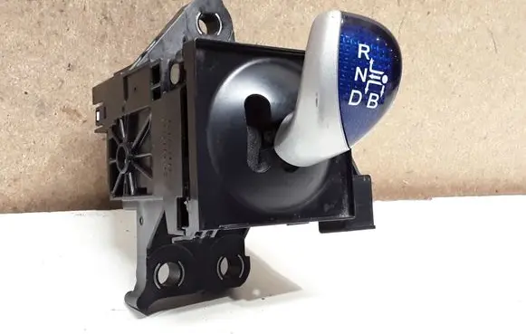 Toyota Prius (XW30) Gear selector 75C583LHD