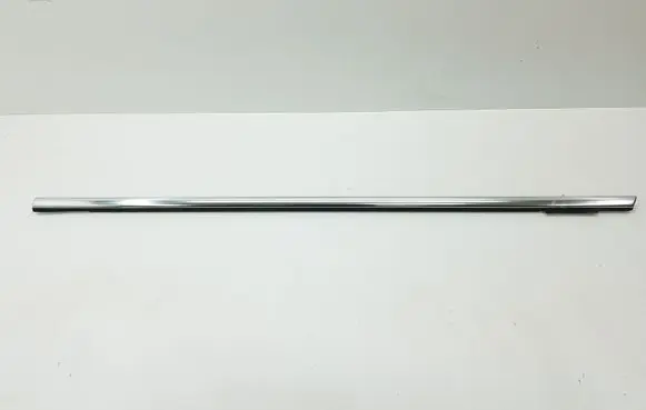Ford C-MAX II Front door glass trim molding