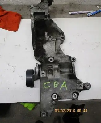 Volkswagen Eos Generator/alternator bracket VW03L903143D