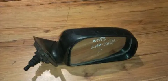 Mitsubishi Lancer Front door electric wing mirror e201826