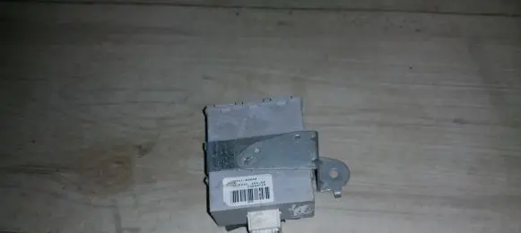 Toyota Corolla E120 E130 Door control unit/module 73662712