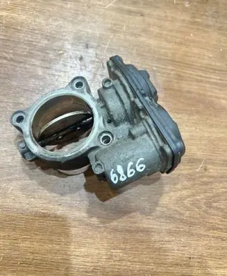 BMW 3 E90 E91 Throttle valve 7810752